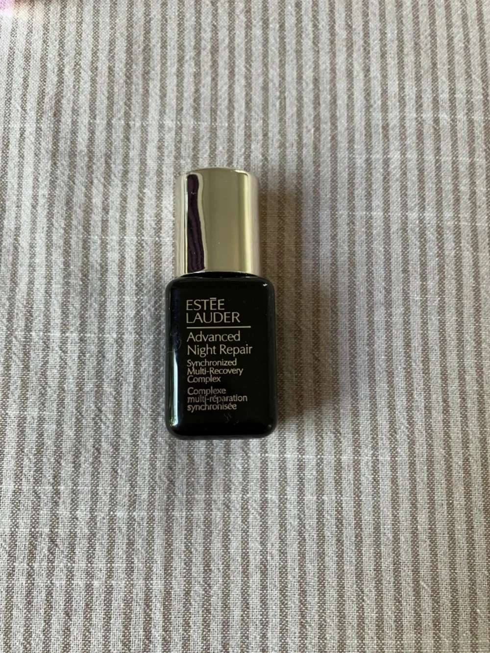 Estee Lauder Skincare Travel Set - Picture 8 of 9